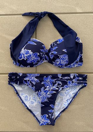 NEU Neckholder Bikini Gr. C-42 &  Gr. 44