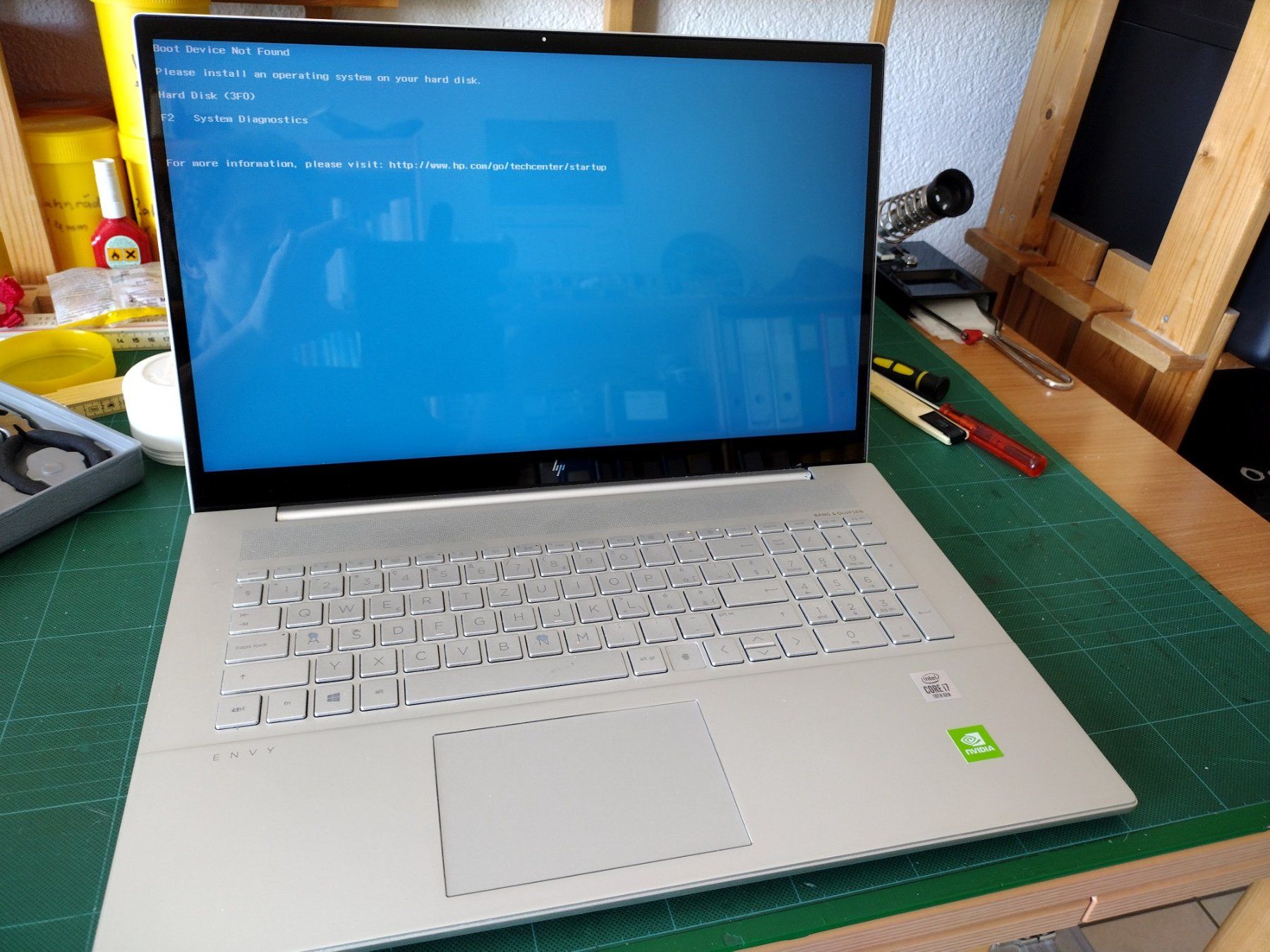 Hewlett Packard Notebook: HP-Notebook ENVY 17-cg0709nz defekt – Difettoso da Worb venduto da abh74 3