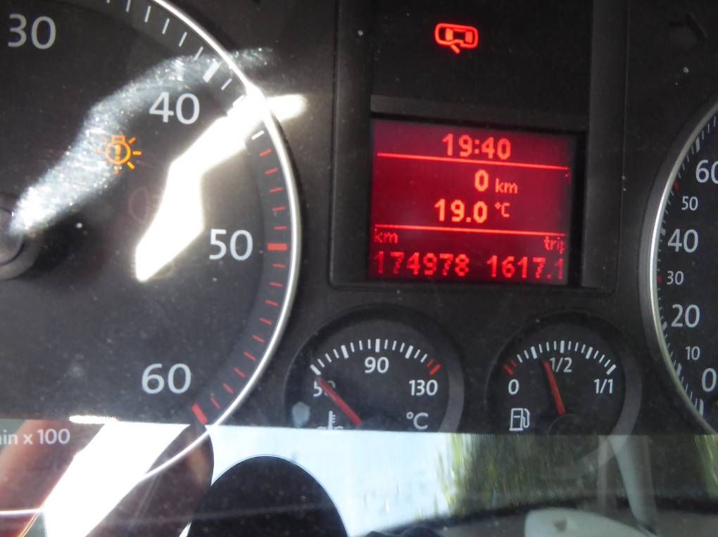 Automobili: VW Golf V 1.9 TDI – Usato da Geneve venduto da pau_ybt5 3