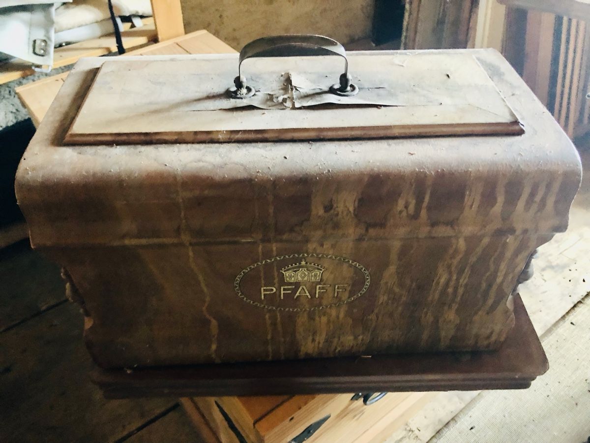 Pfaff Macchine da cucire: Ancienne Machine à coudre Pfaff – Usato da La Neuveville venduto da Sonny2000 2