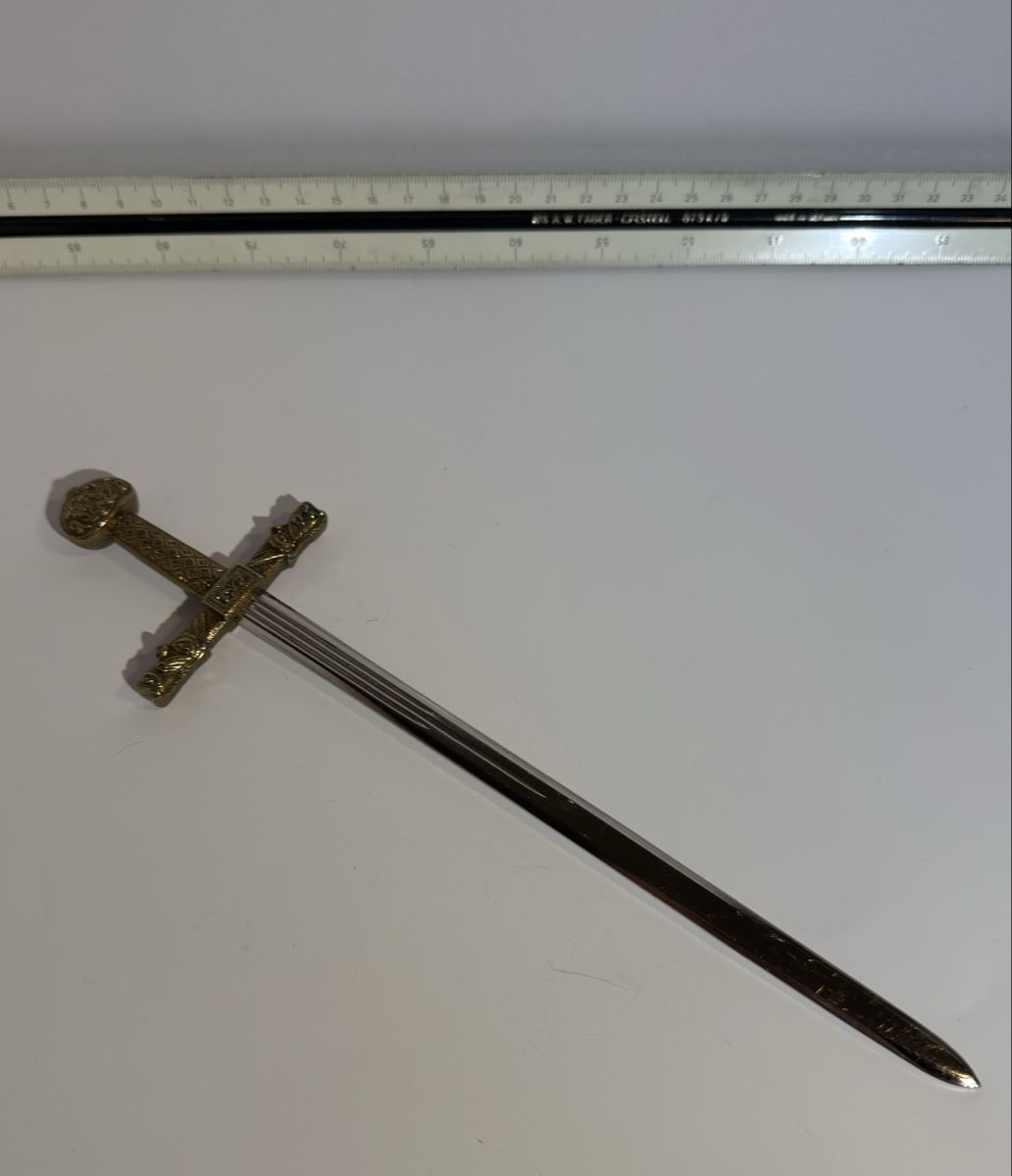Sonstiger Bürobedarf: Letter Opener – Gebraucht aus Zürich von RatsTreasure