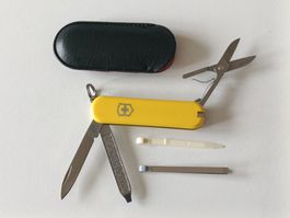 Couteau Suisse Victorinox Classic Jaune - État Impeccable!