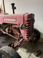 McCormick Traktor D-436 