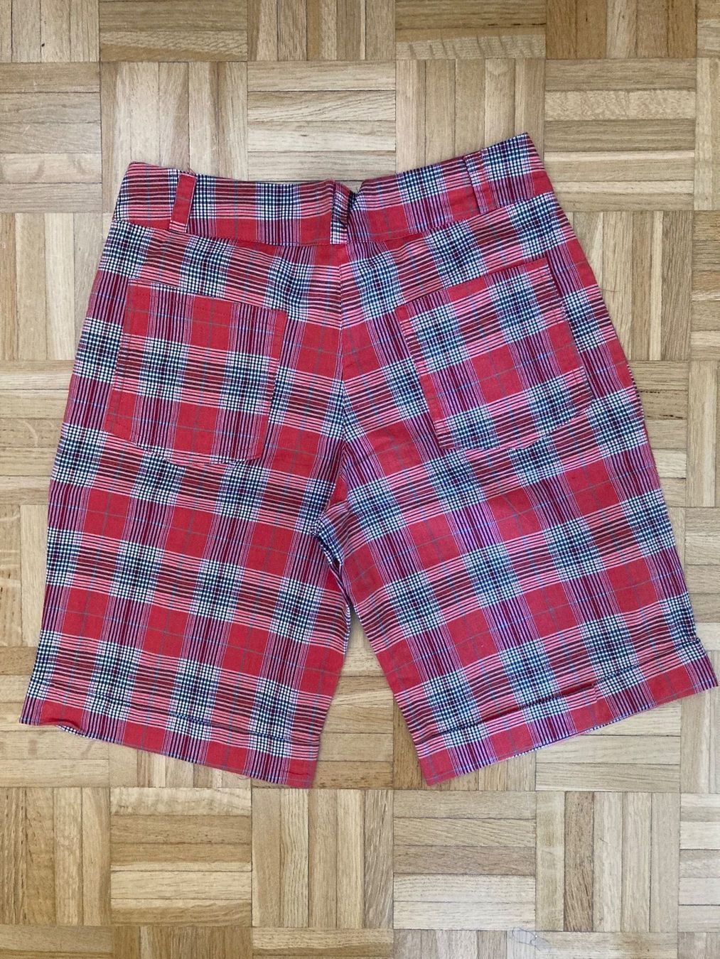 Pantaloni: Shorts – Usato da Leuk-Stadt venduto da nadlerhu 2