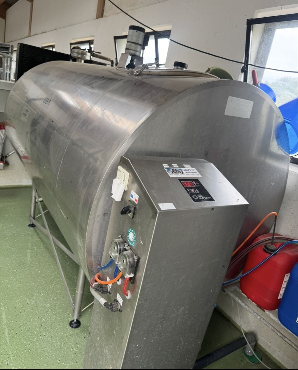 Tecnica di mungitura: Milchtank 2500Liter – Usato da Schwarzenbach SG venduto da mahaghonie 2