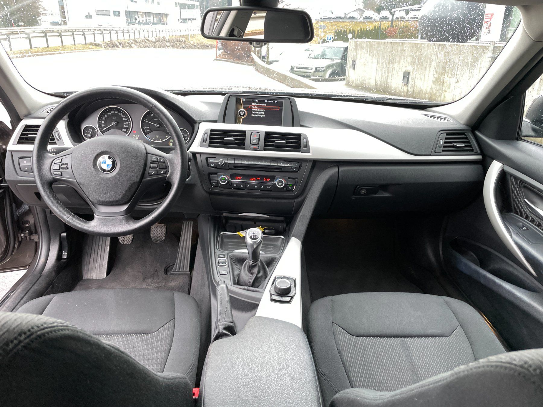BMW Automobili: BMW 320d Touring – Usato da Schindellegi venduto da GCT_AG_Autos 9
