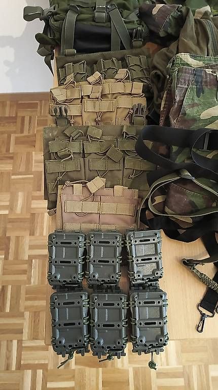 Uniformi: Diverses Airsoft Zubehör – Usato da Solothurn venduto da Mica45 1