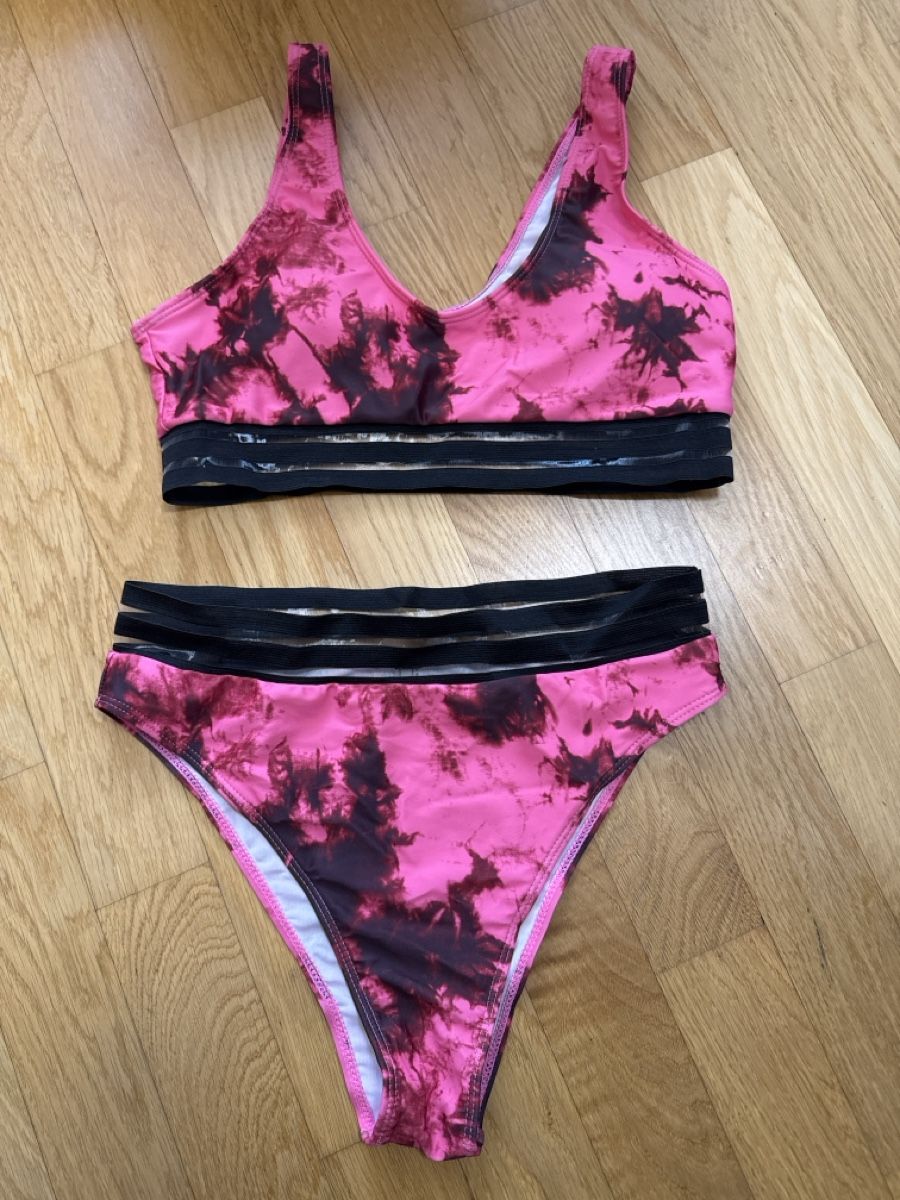 Costumi da bagno & Bikini: Pink Batik Bikini, Grösse L, neu – Nuovo (secondo la descrizione) da Thun venduto da Vans_98