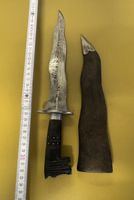 Altes Messer mit Scheide, dekoratives Sammlerstuck