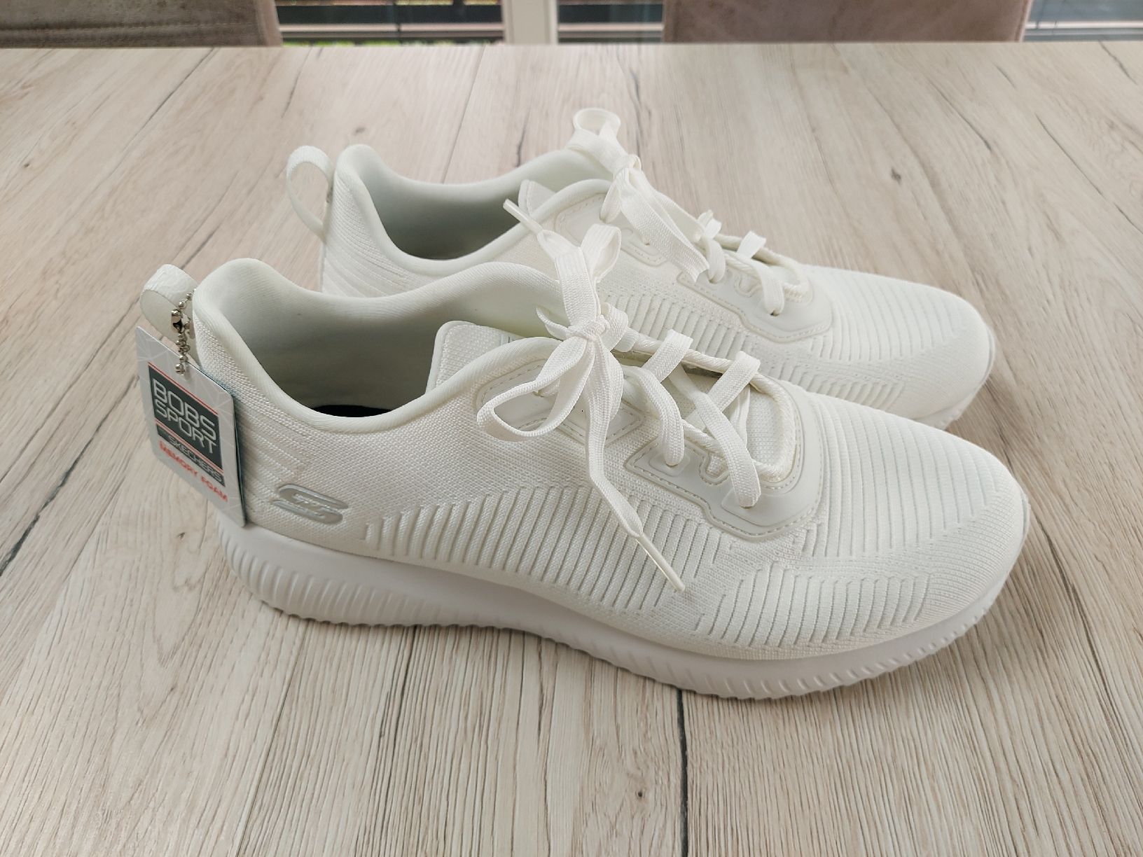 Skechers Scarpe da donna: Skechers BOBS SQUAD - Sneaker low - white Grösse 38 – Nuovo e nell'imballaggio originale da Aedermannsdorf venduto da DaniB81