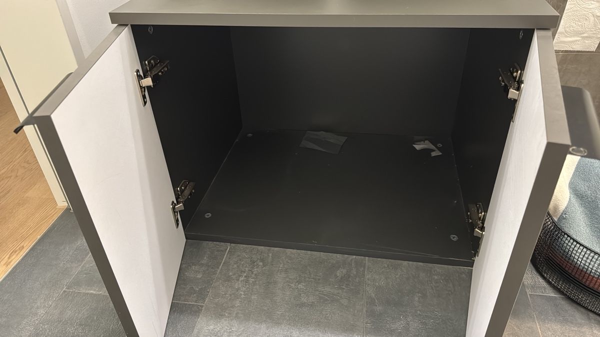 Badezimmermöbel: Waschtischunterschrank Anthrazit 2 Türen – Gebraucht aus Uitikon-Waldegg von byvu 1
