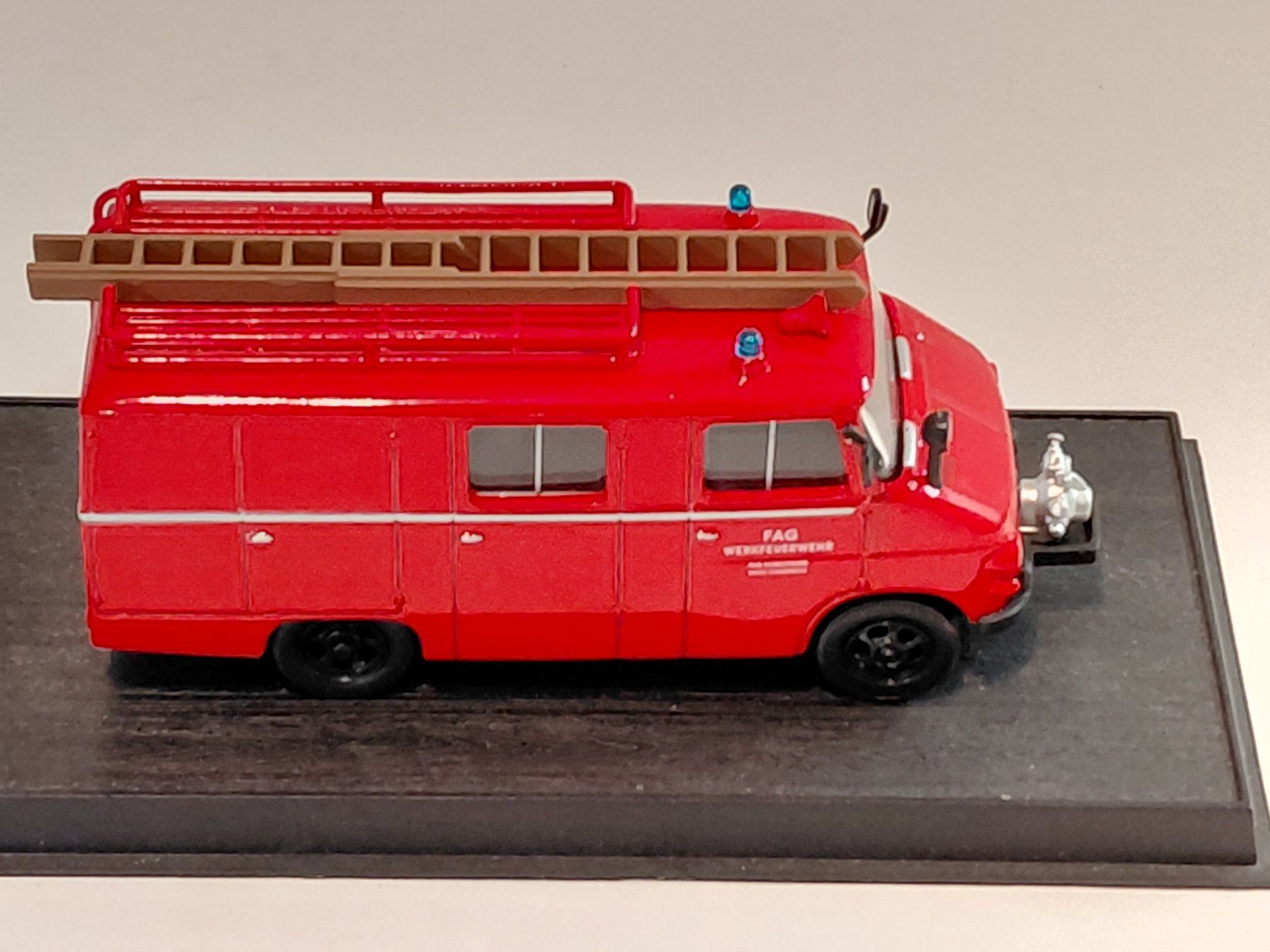 Opel Modellini d'auto: Opel Blitz Feuerwehr 1:50 – Nuovo (secondo la descrizione) da Bern venduto da ascona43 2