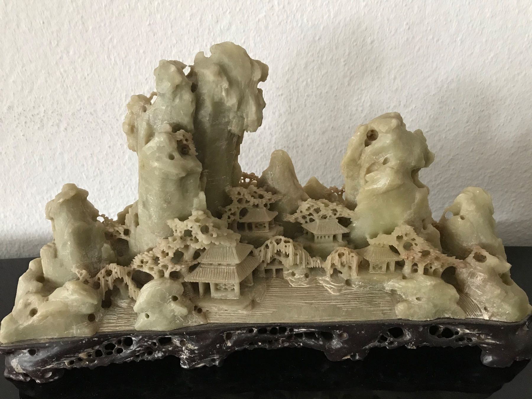 Pietre & tegole: Antiker China Tempelfigur aus Marmor – Usato da glattbrugg venduto da tto_9tyc