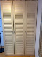 Kleiderschrank