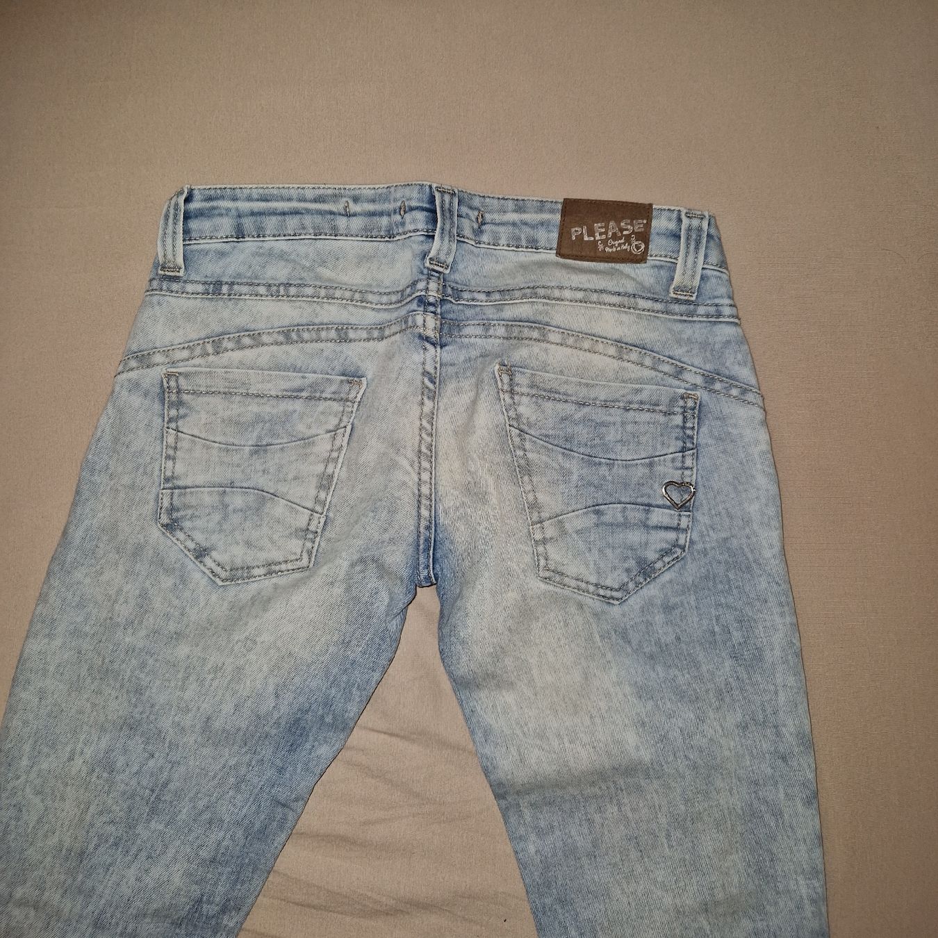 Please Jeans Jeans: Damen Jeans Please hellblau Grösse Small  – Usato da Weinfelden venduto da Vini05 1