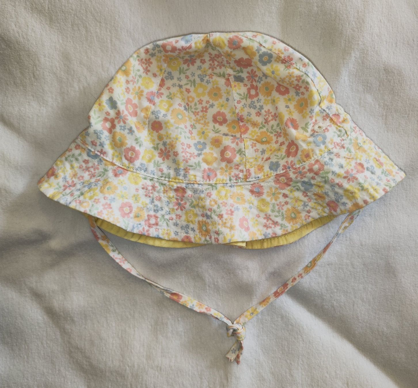 Migros Berretti & Sciarpe: Sonnenhut Baby gr. 44-47 cm – Nuovo (secondo la descrizione) da Reinach BL venduto da chilller92