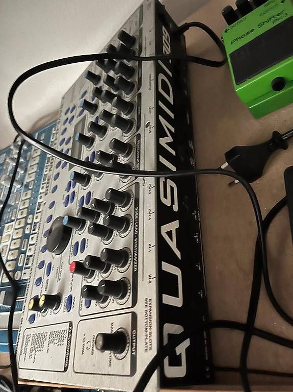 Musikinstrumente: Quasimidi Rave-O-Lution 309 – Gebraucht aus Zürich von LeoGd 2