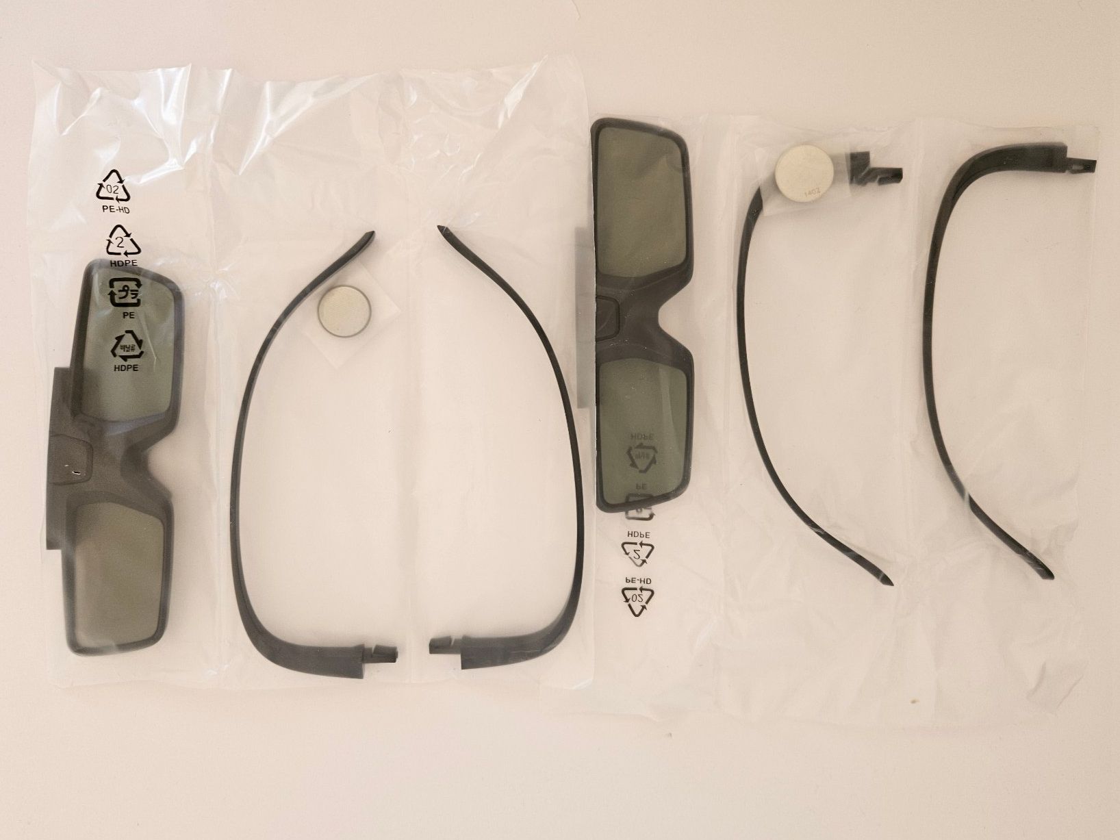 Occhiali & Lenti: Philips PTA519 3D Active Brillen 2x neuwertig OVP – Nuovo e nell'imballaggio originale da Basel venduto da bea_cs7h 1