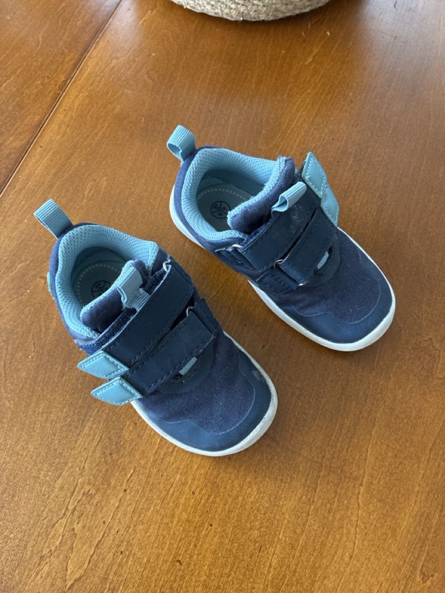 Scarpe per ragazzi: Barfussschuhe Gr 24 – Usato da Rifferswil venduto da nahug