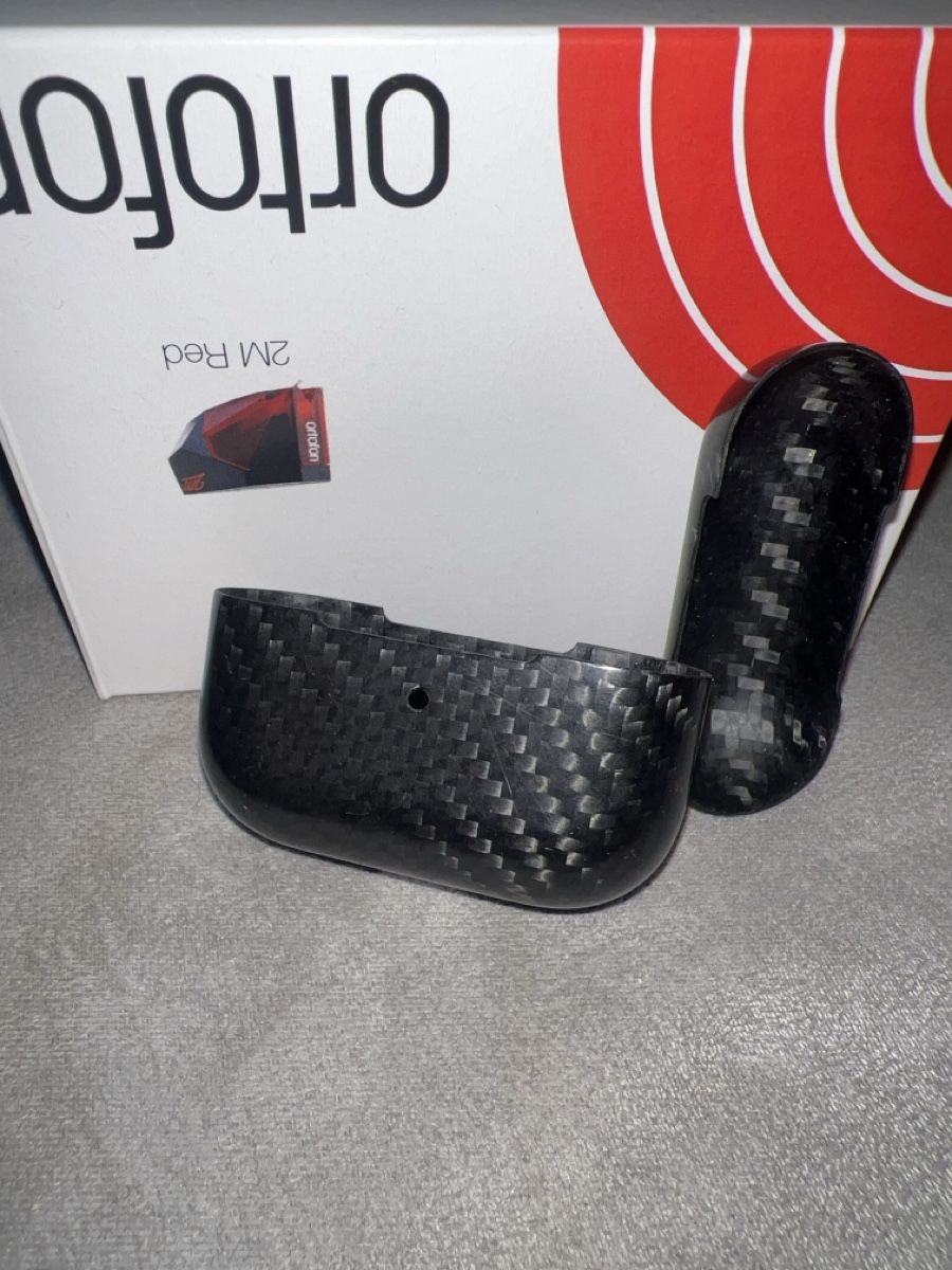 Covers & Schutzfolien: Carbon AirPods Pro Hülle – Gebraucht aus Lengnau AG von Berni725 2