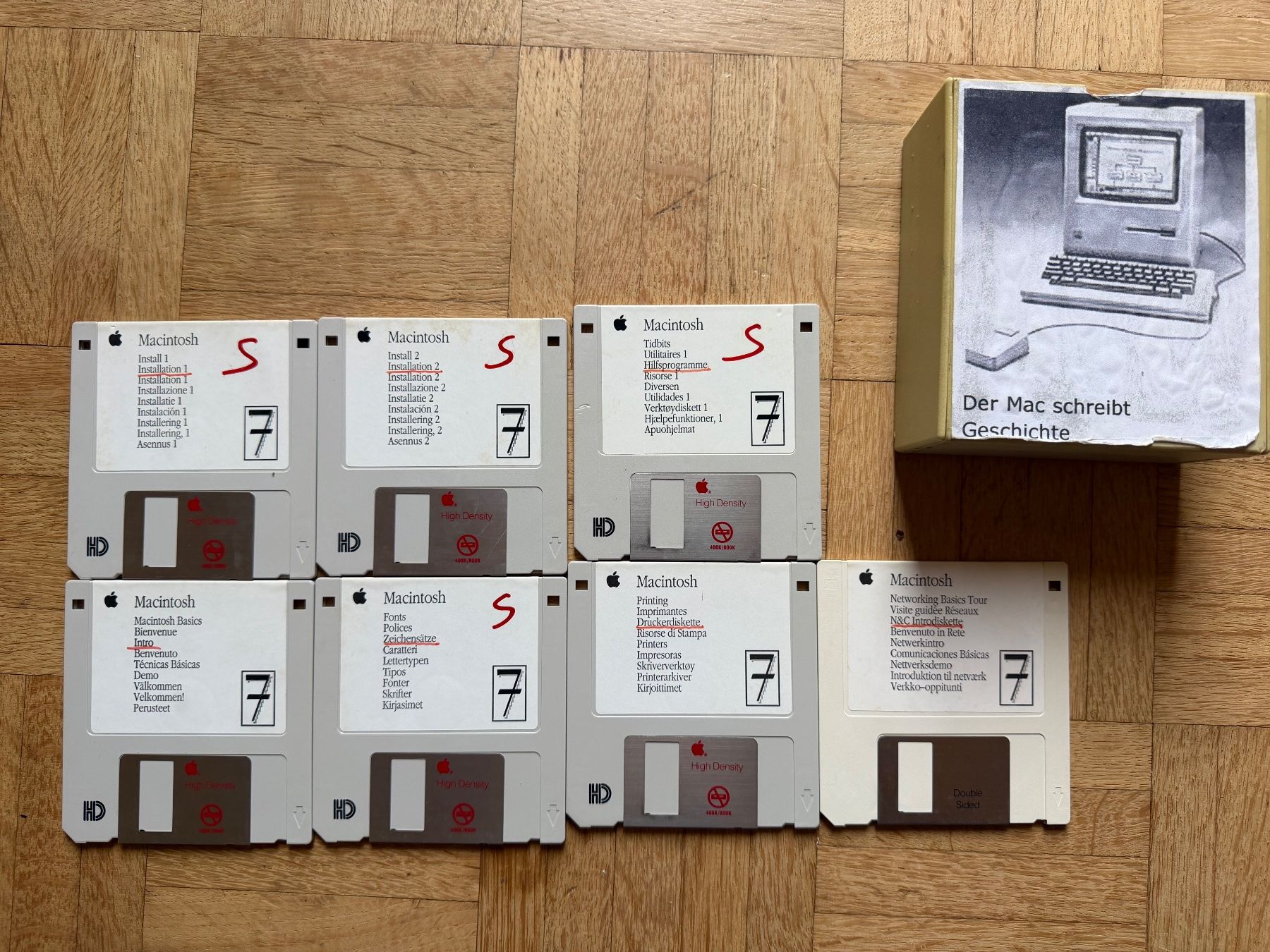 Apple PCs: Apple Macintosh System 7 Disketten – D'occasion à Adliswil par synchrot