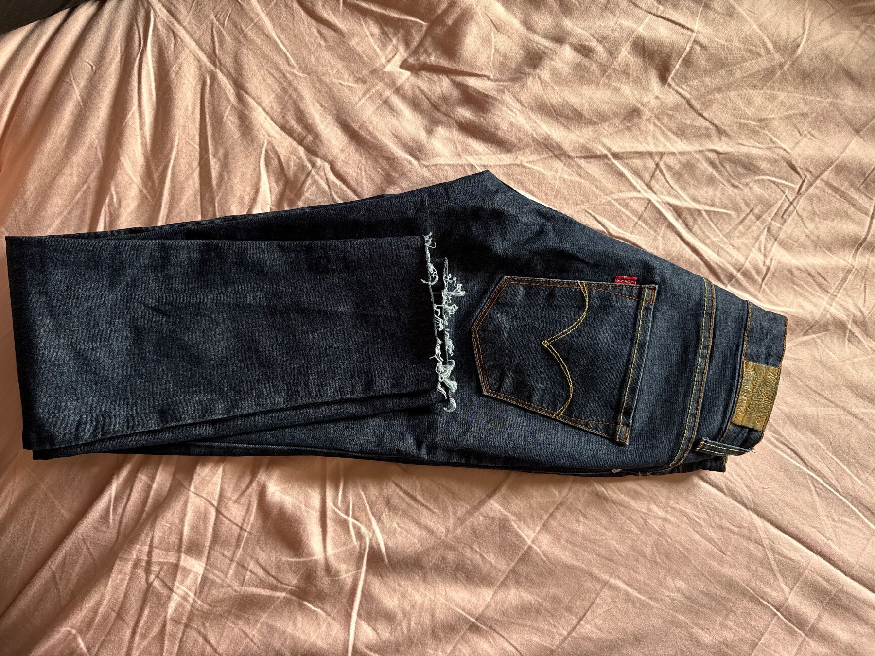 Jeans: Jeans Levi's Skinny – Usato da Crissier venduto da cri_cfz7 2