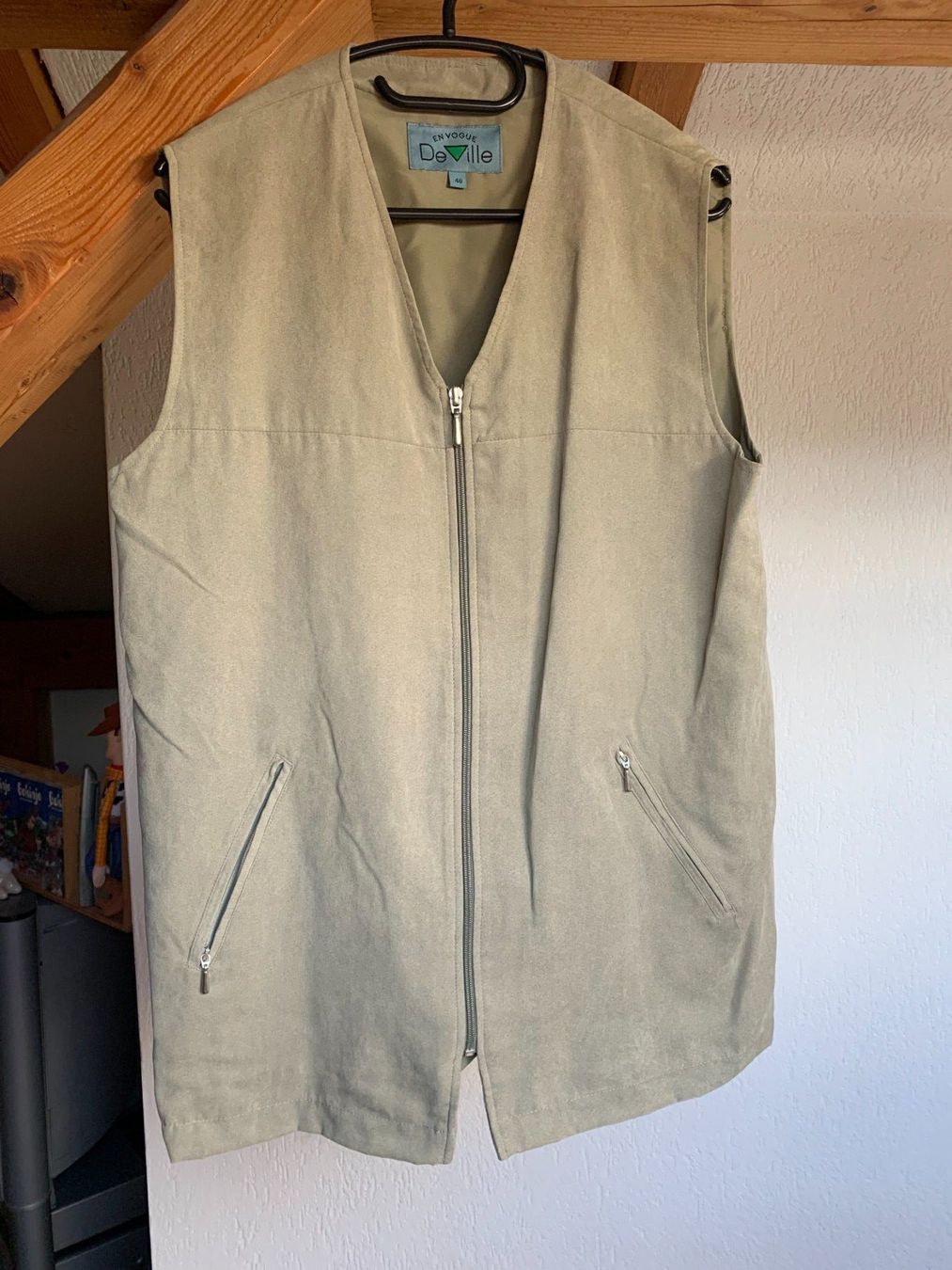 Gilet & Giacche: Gilet Vintage taille 40 Deville – Usato da Boécourt venduto da Tedmosby