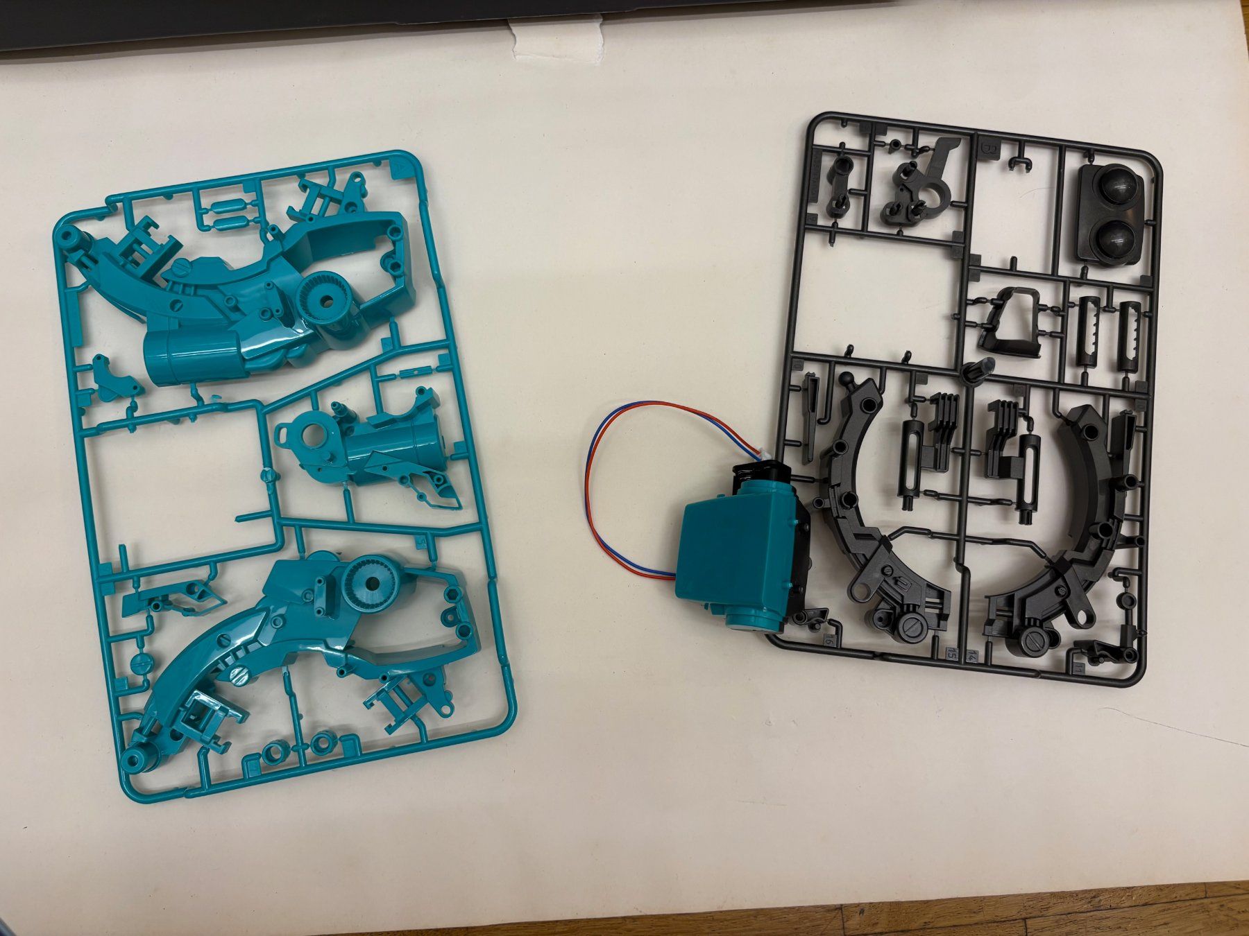 Jeux de construction: Kosmos Codix Coding-Roboter Experimentierkasten 8-14J. – D'occasion à Zürich par wallans 4