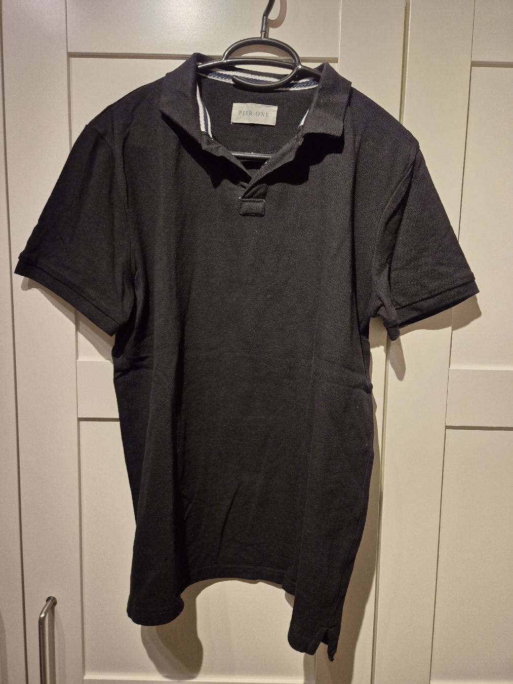 Magliette Polo: Schwarzes Pier One Poloshirt Grösse M – Usato da Känerkinden venduto da melbaumg