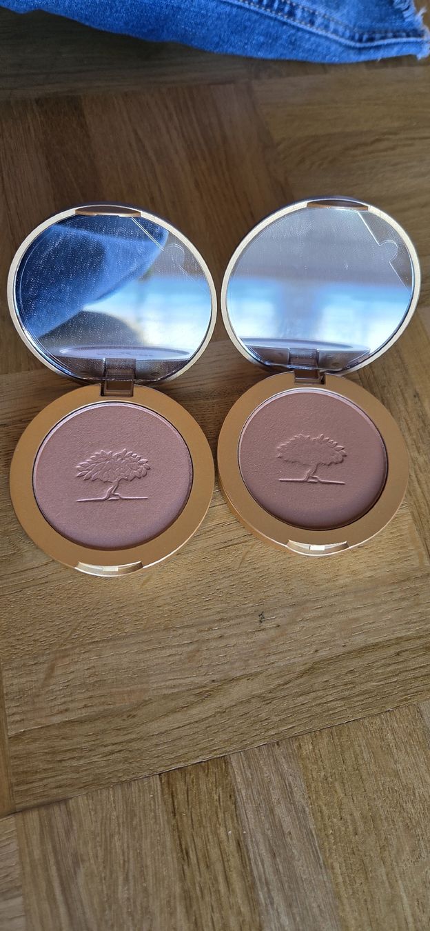 Nuxe Make-up: poudre prodigieux nuxe  – Usato da Onex venduto da mel_gtk2