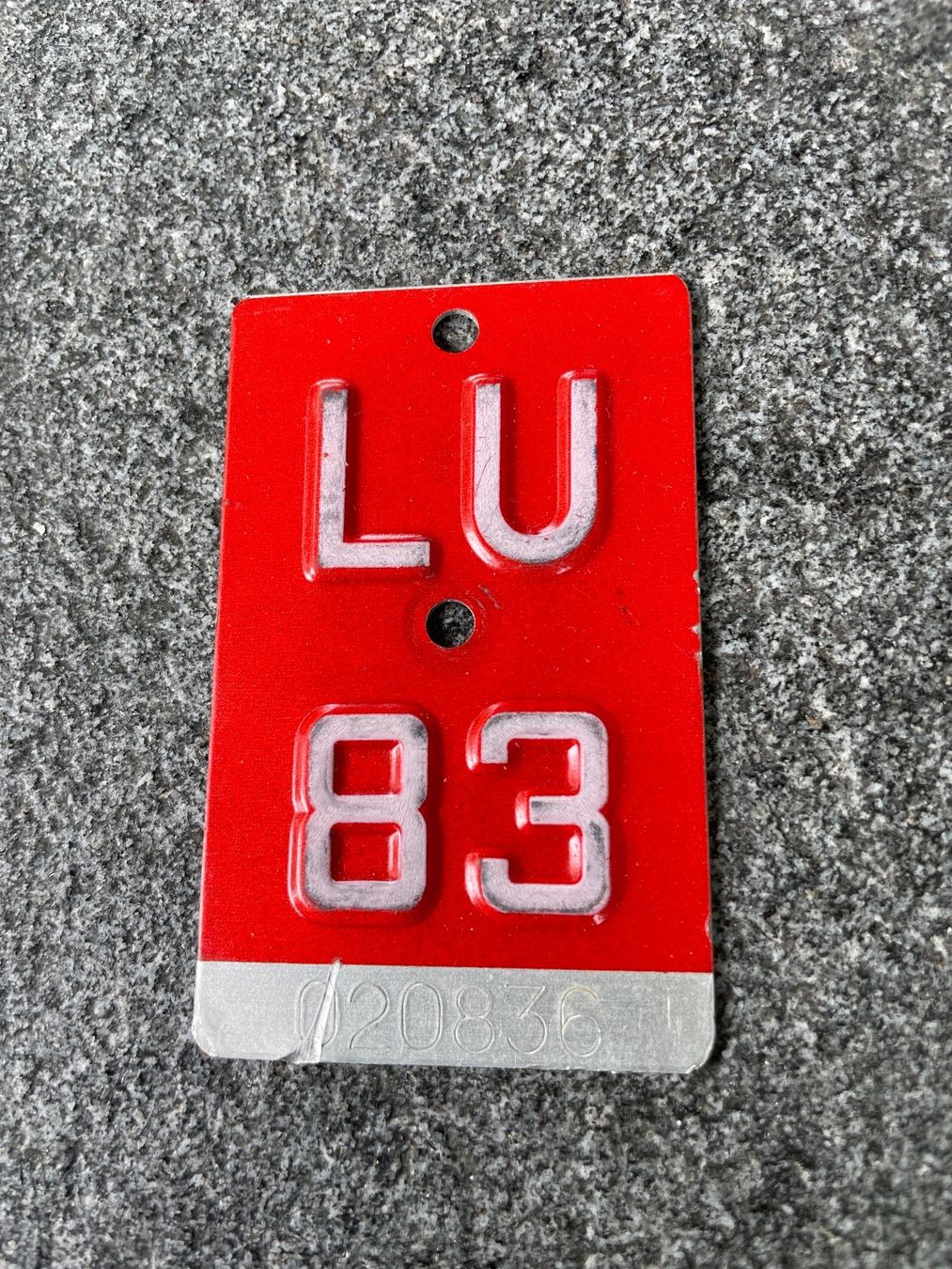 Insegne: Velonummer LU 83 – Usato da Winterthur venduto da cheerio97