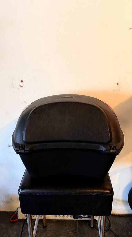Topcase: Motorrad-Topcase / Topbox schwarz  neu – Usato da Unterseen venduto da beE-Scooter 3
