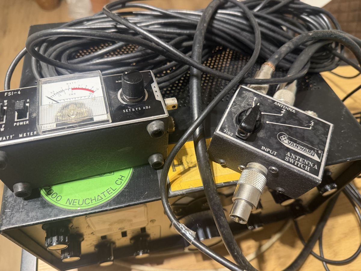 Ricevitori: SOMMERKAMP FR-50 B COMMUNICATION RECEIVER  – Usato da Samedan venduto da Platzschaffe 3