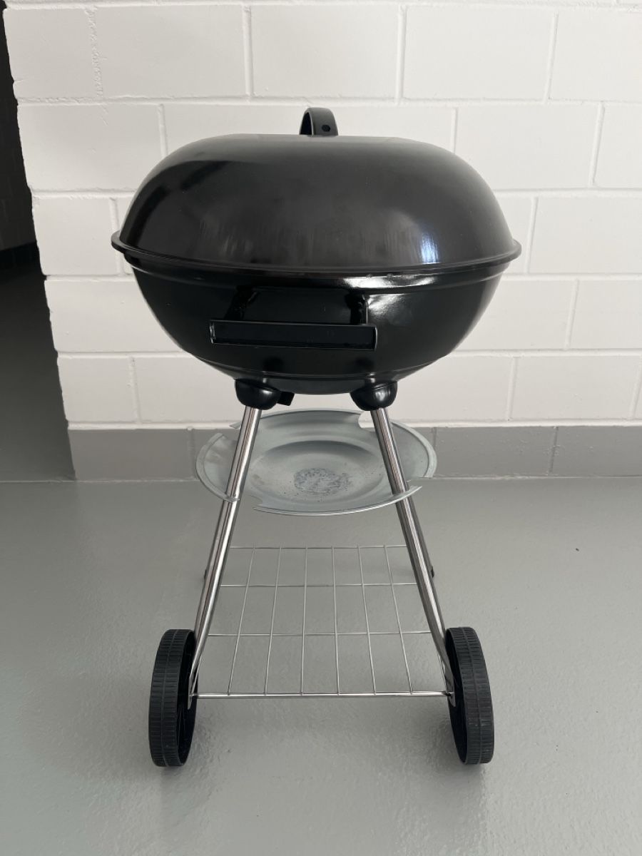 Grils: Holzkohlegrill Kugelgrill FYRA – Neuf (Voir description) à Wangen b. Olten par break72 1