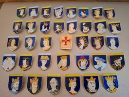 38 Broches Émaillées "Rois & Reines de France"–Édition Atlas
