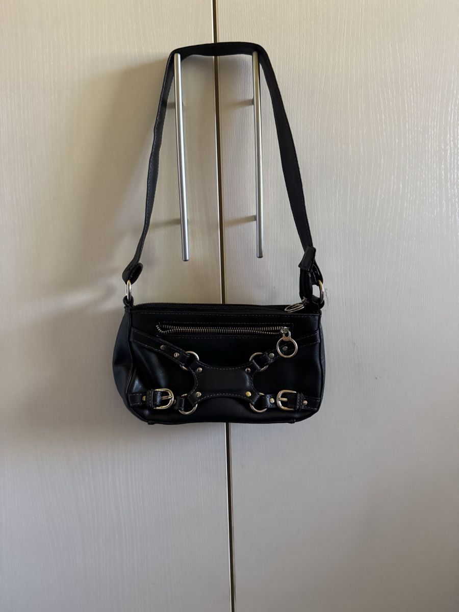 Borse da donna: Schultertasche✨ – Usato da Ruggell venduto da mar_vq6b