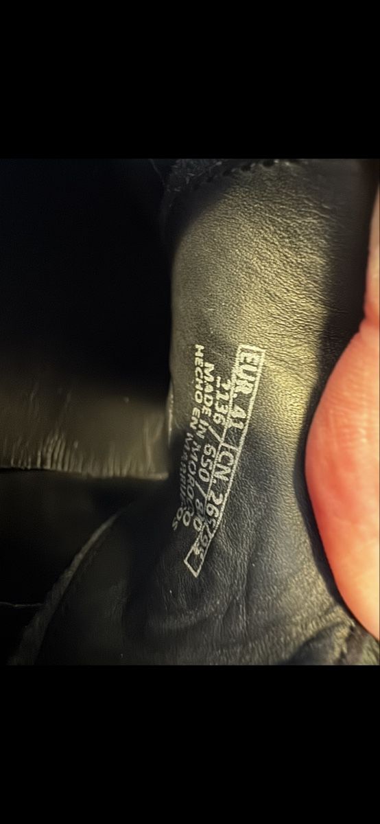 Massimo Dutti Scarpe da uomo: Schuhe Massimo Dutti Schwarz Grösse 41 EUR – Usato da Meierskappel venduto da kev_nn8q 2