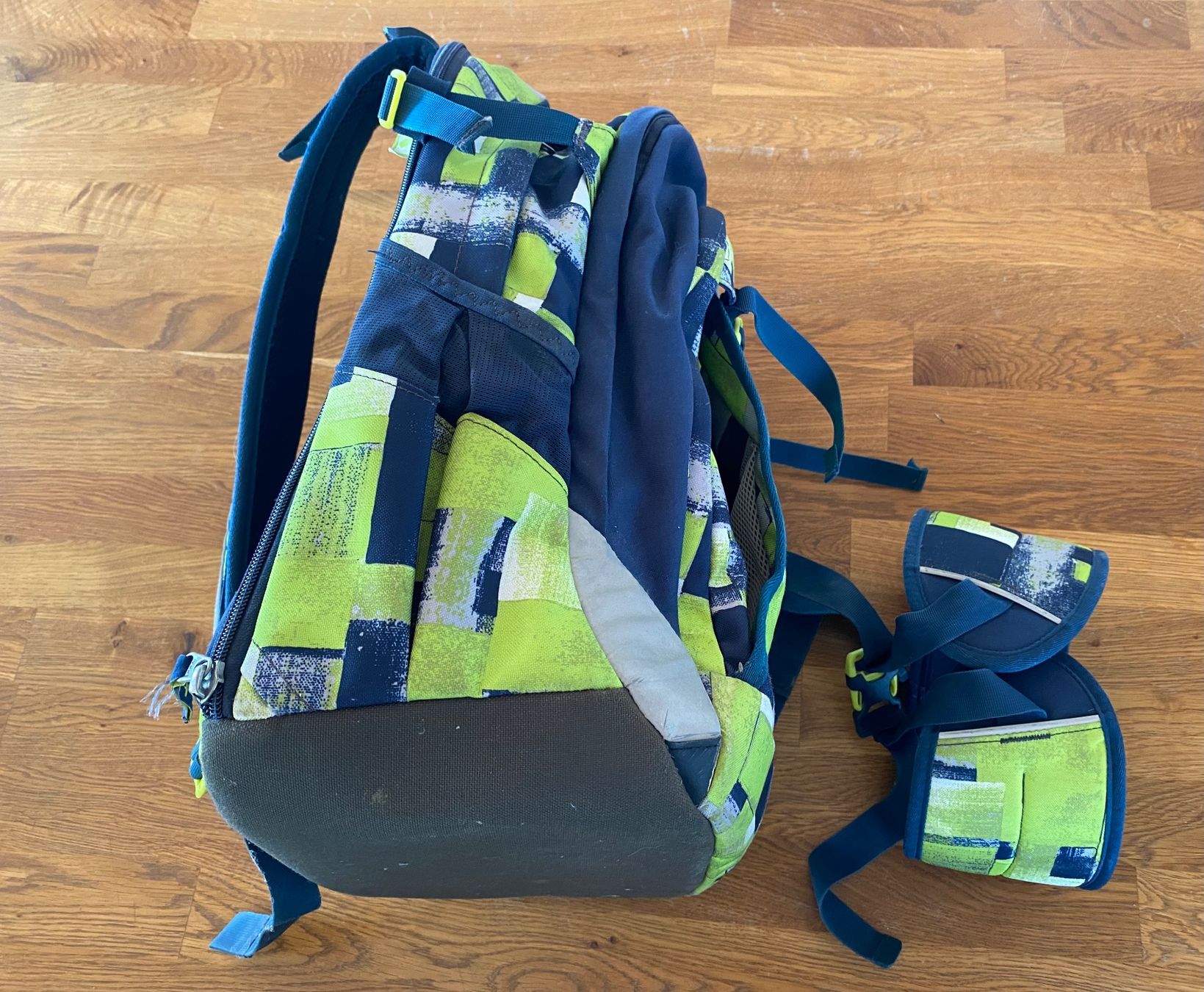 Satch Borse & Zaini: SATCH SCHULRUCKSACK BLAU/ GRÜN – Usato da Sarmenstorf venduto da Froeschli81 2
