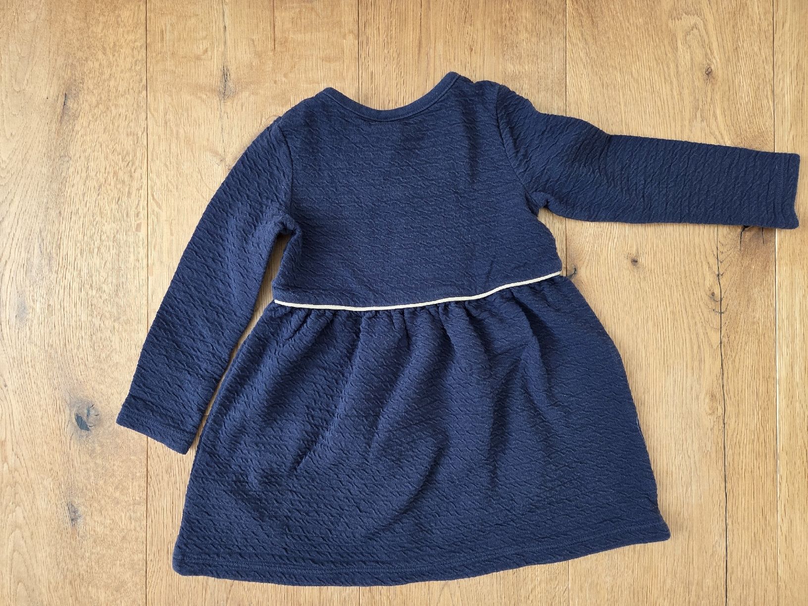 Vestiti & Gonne: H&M Kleid, Gr. 92, dunkelblau, Mädchen, Röckli – Usato da Ottikon venduto da swiftchocolate 2