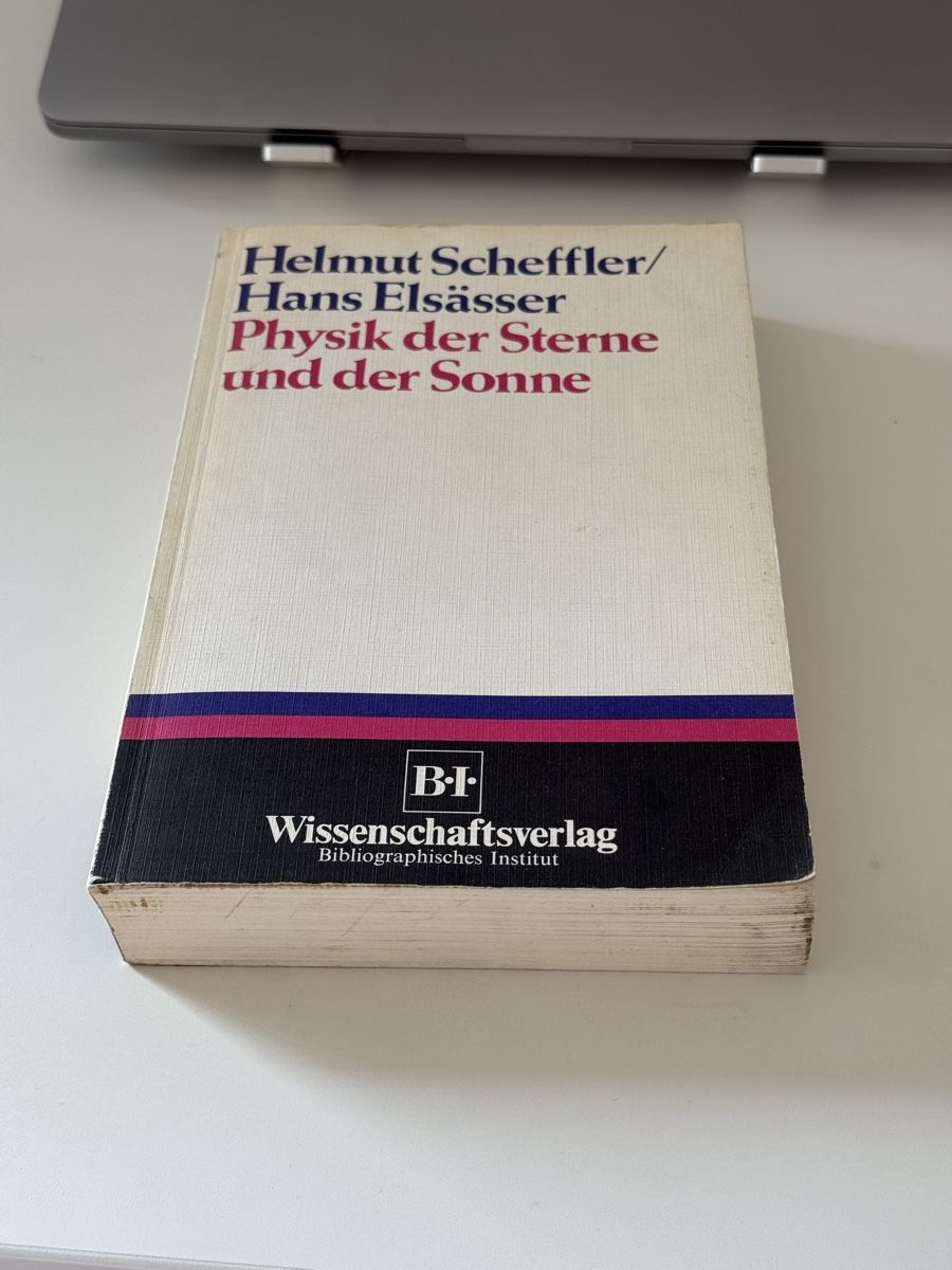 Libri: Physik der Sterne und der Sonne - Buch – Usato da Uster venduto da AlabasterOne 7