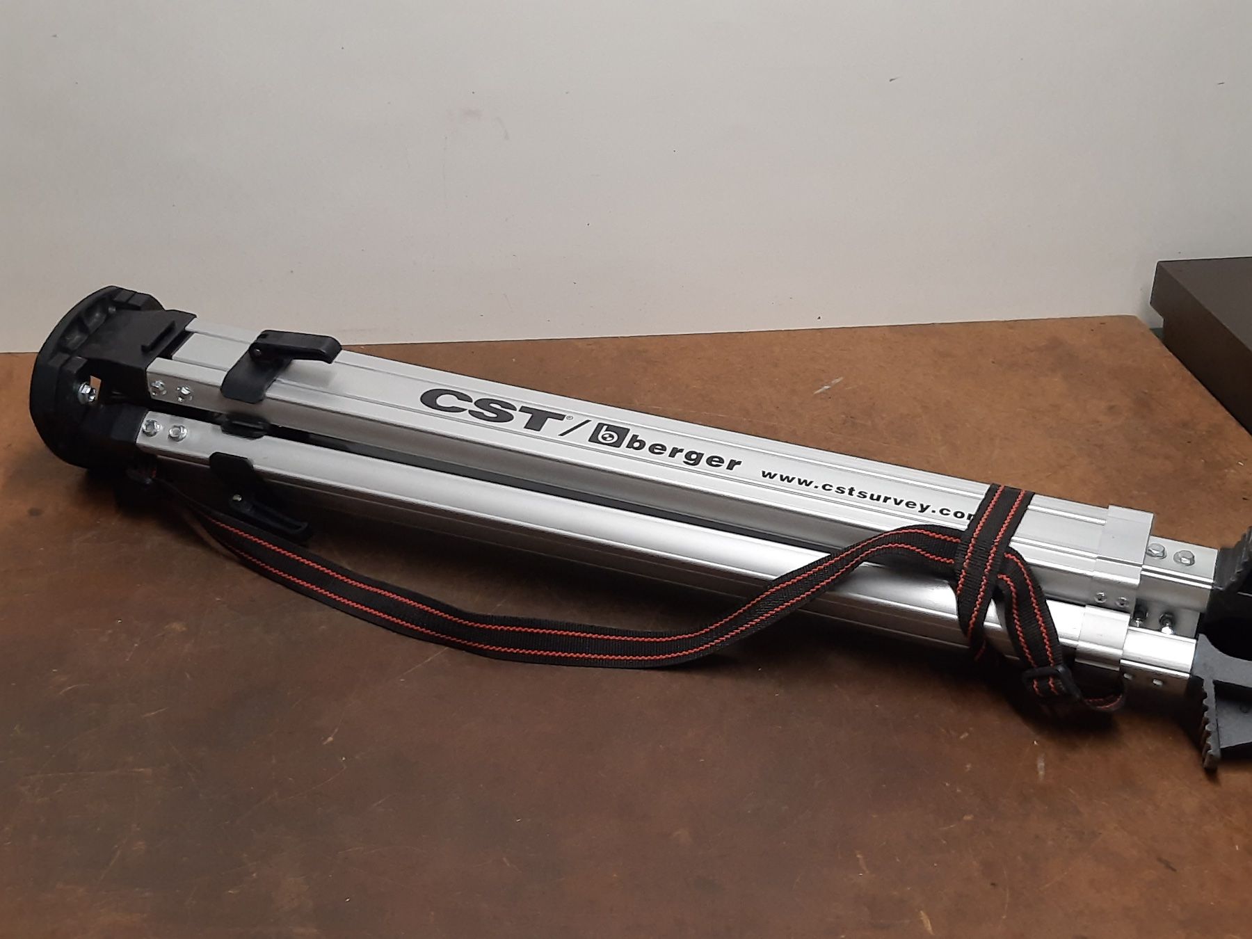 Trépieds & Accessoires: CST / BERGER Baustativ Stativ Alu – D'occasion à Winterthur par ReUse_Baumarkt 5