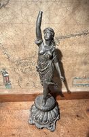 Antike Figur Statue Jugendstil Dame Arm beschädigt