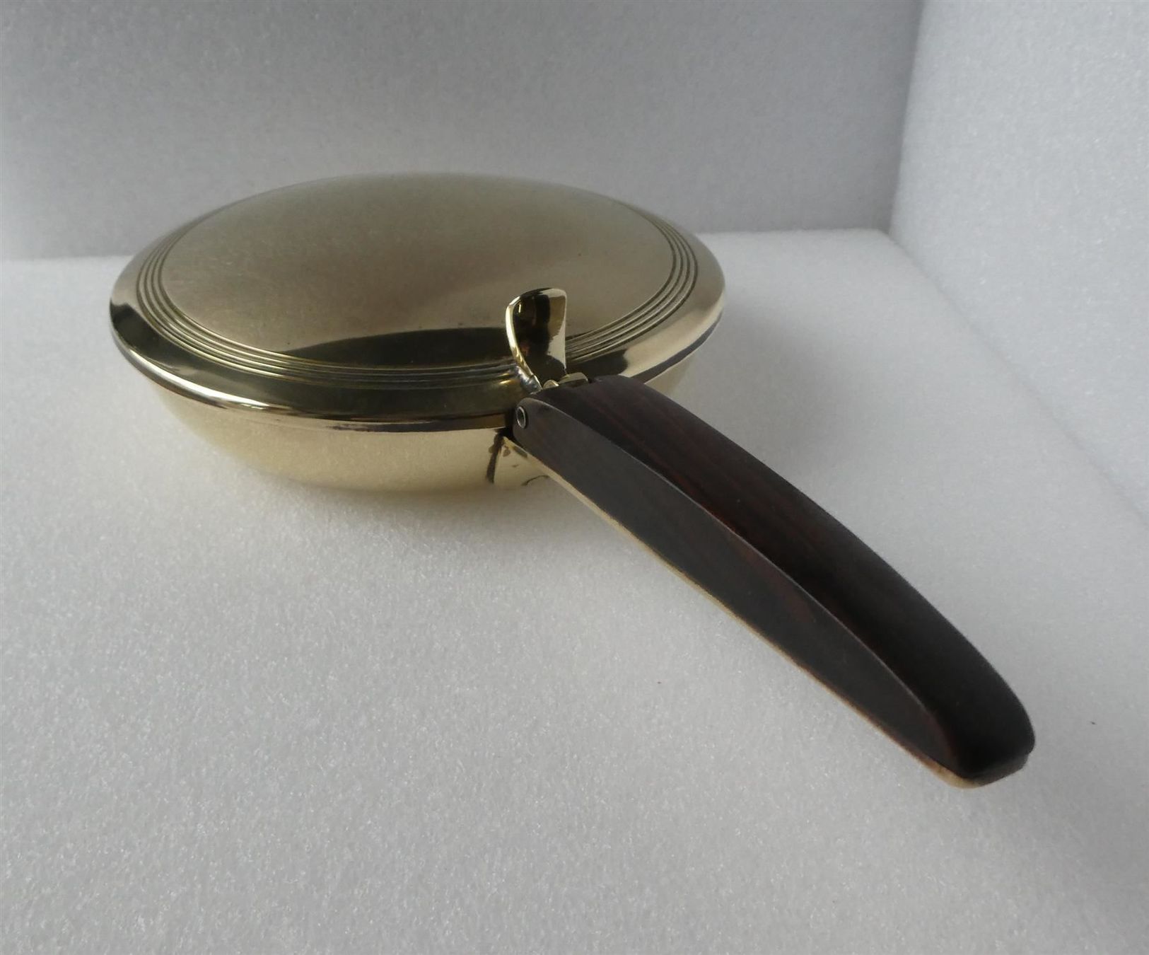 Padelle: Messing Pfännchen Pfanne mit Deckel Teakholzgriff – Usato da Frauenfeld venduto da Astra13 2