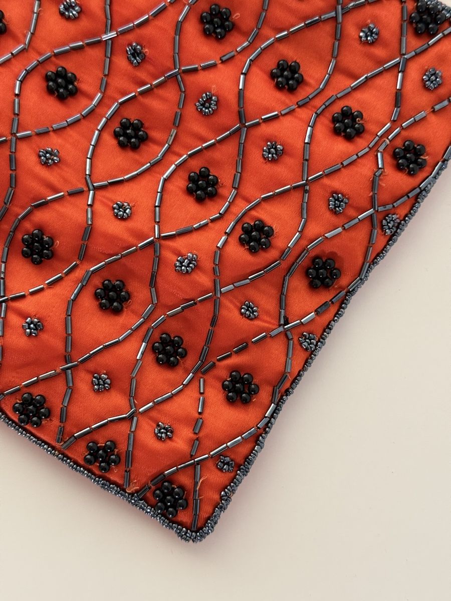 Sacs femmes: Sac à main orange perlé  – D'occasion à Monthey par sen_6ckr 2