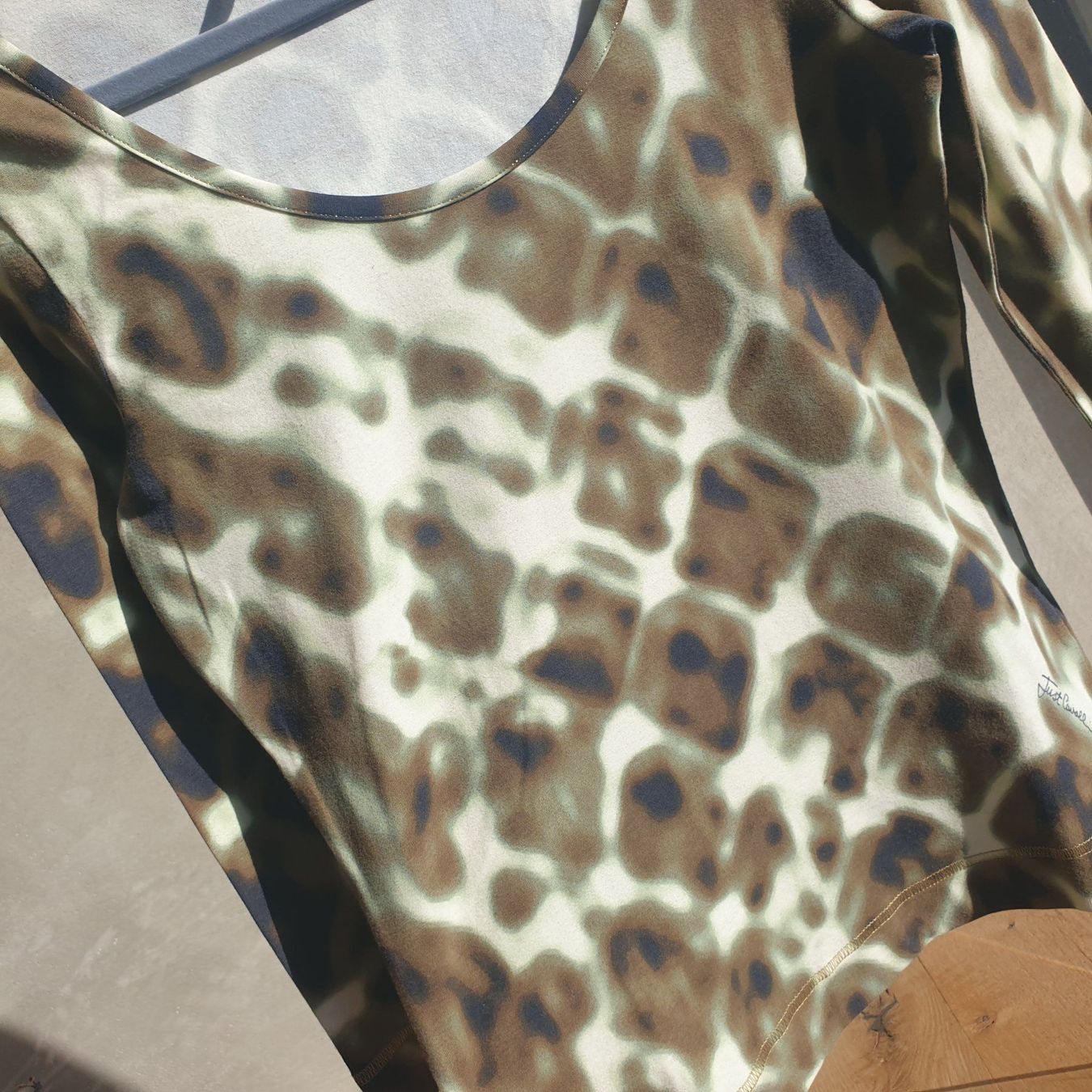 Roberto Cavalli Top: 🐸 ROBERTO CAVALLI PULLOVER / LANGARM TOP M – Nuovo (secondo la descrizione) da Môtier (Vully) venduto da Frogs 3