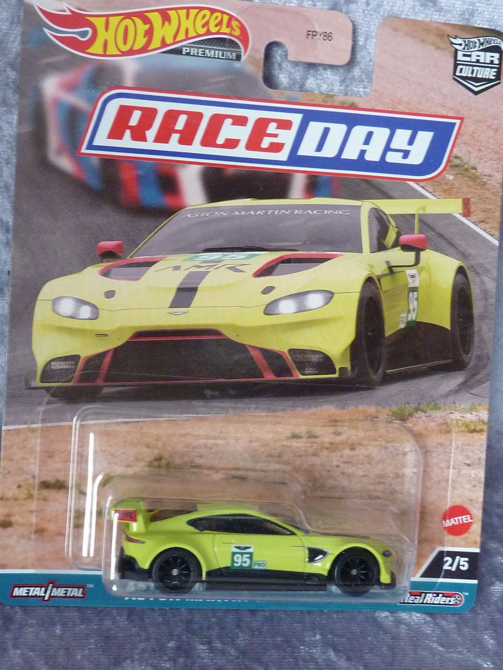 Hot Wheels Modellini d'auto: Aston Martin Vantage GTE 1:64 – Nuovo e nell'imballaggio originale da Dürrenäsch venduto da Cobra1ch