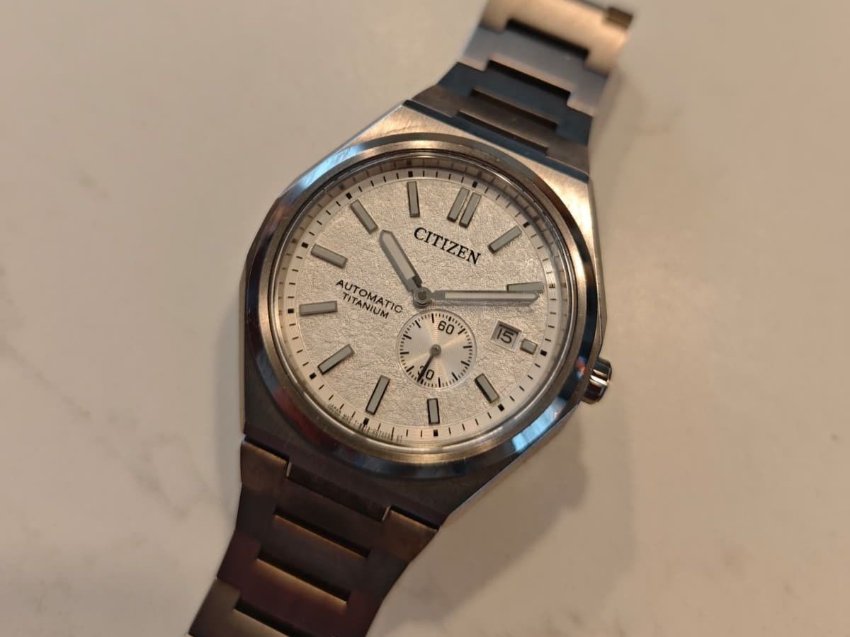 Citizen Orologi: Citizen Super Titanium - 40mm – Usato da Windisch venduto da motopersempre 2