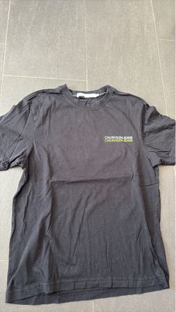 Calvin Klein Jeans T-Shirt Schwarz Gr.  S- Perfekt für Somme