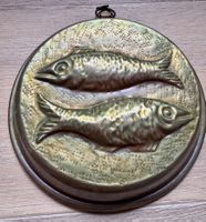 Alte Backform Fisch Kupfer 16.5 cm Kupferform rund