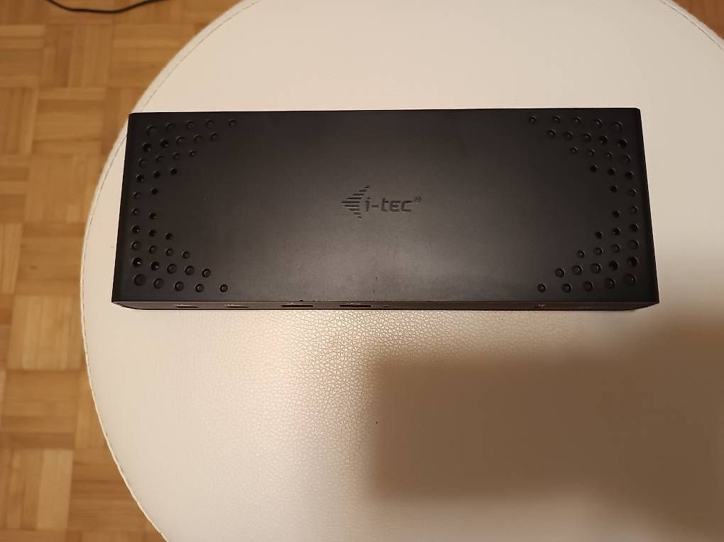 Docking station: i-tec Dockingstation USB-C, 12 Ports – D'occasion à Olten par Slaven_Todorovic